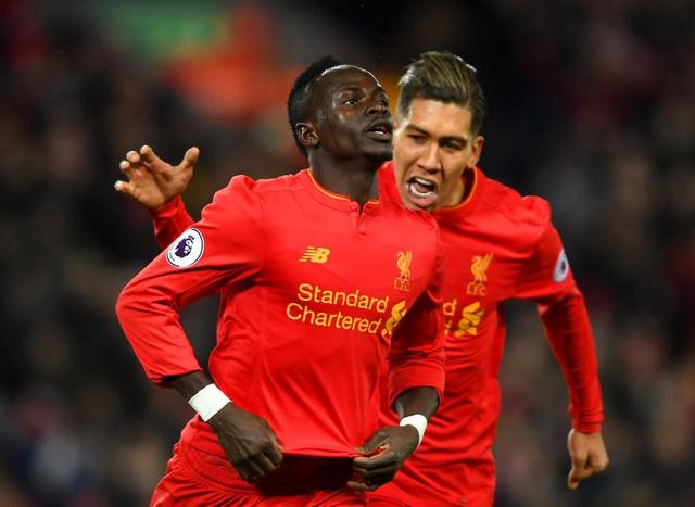 他抓住了对 他抓住了对